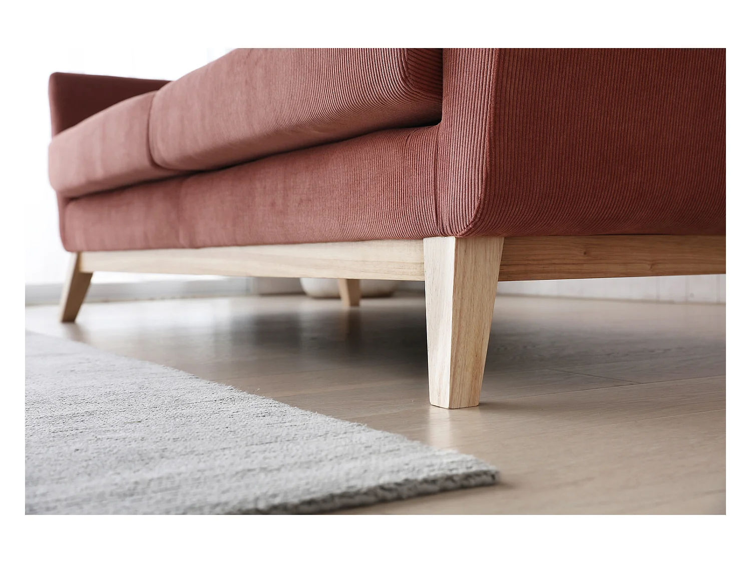 Canapé scandinave 3 places velours côtelé écureuil HOGA