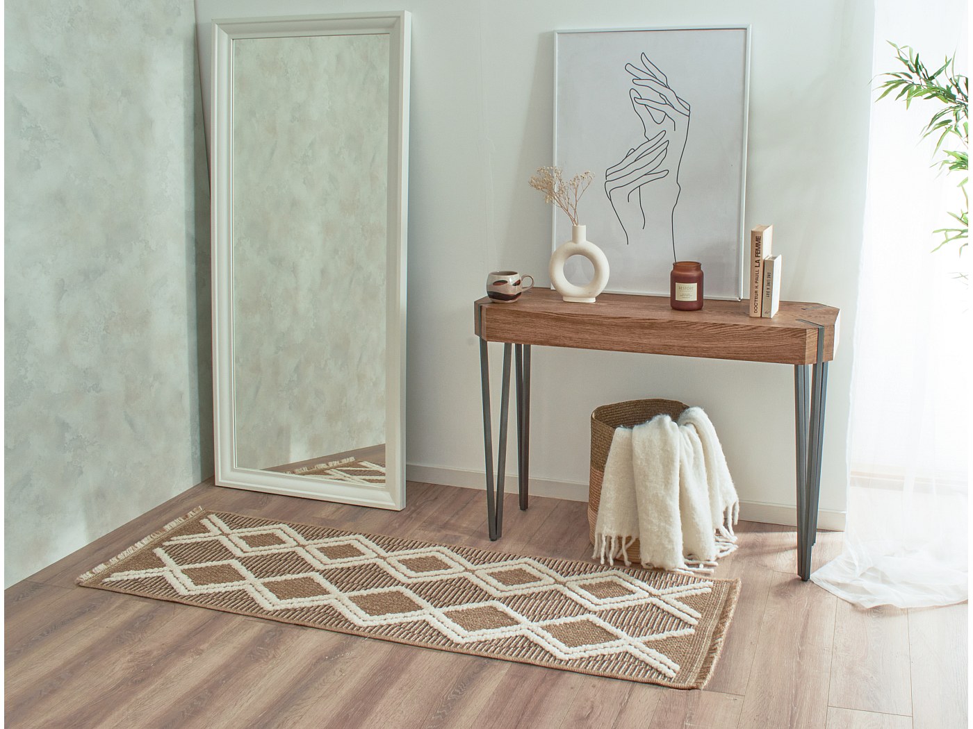 Tapis scandinave uni marron foncé en laine 120x170 cm