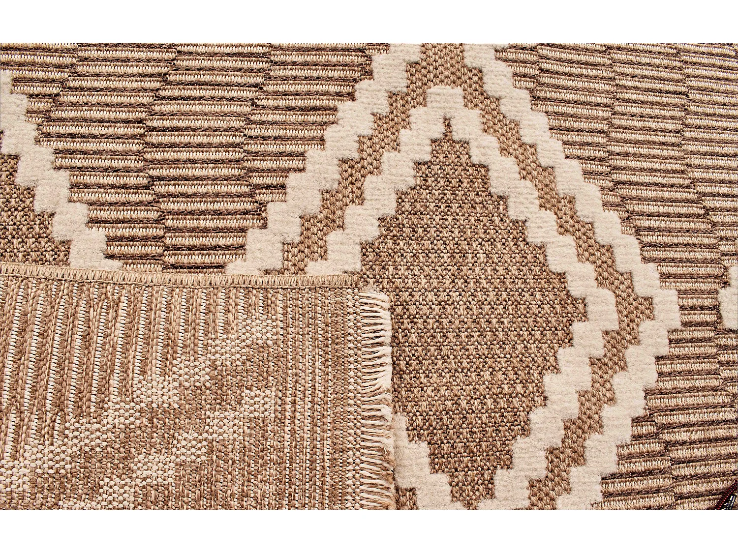 Tapis à motif scandinave marron - intérieur et extérieur - Tulum - 120x170