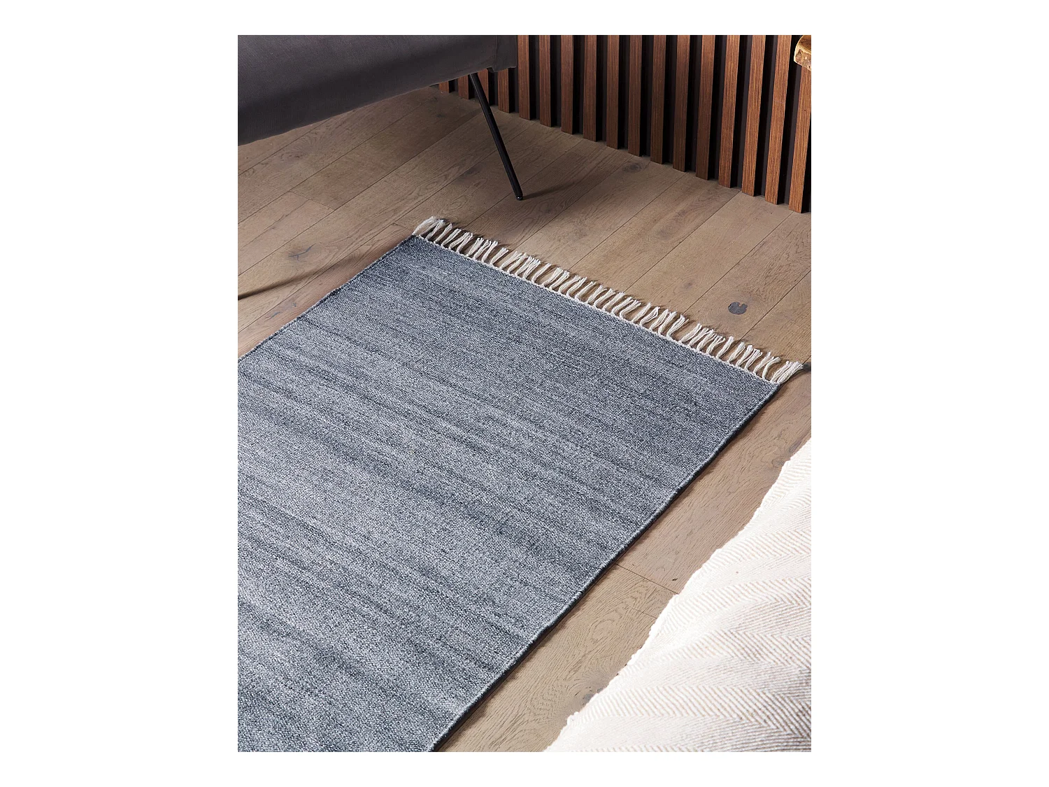 Alfombra gris 80 x 150 cm MALHIA