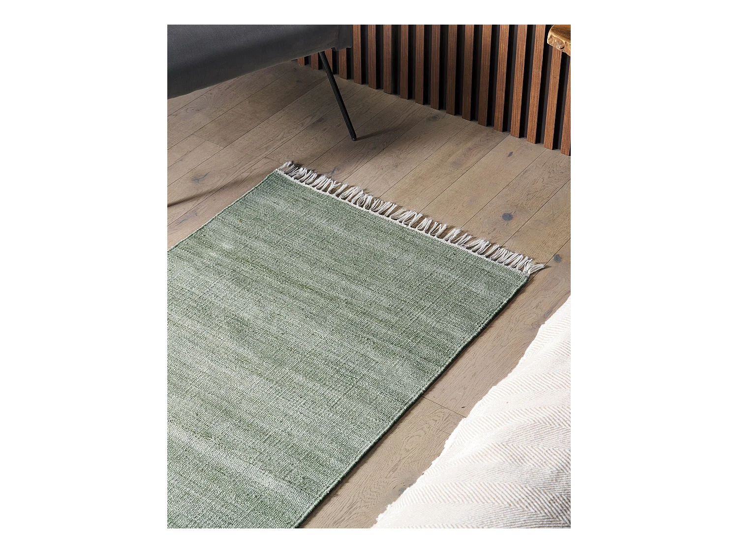 Alfombra verde claro 80 x 150 cm MALHIA