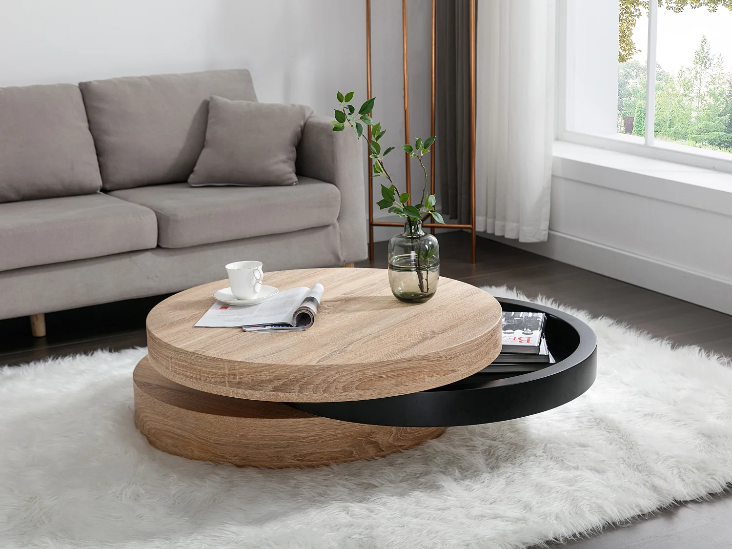 Mesa de centro redonda giratoria con 1 estante de MDF - Negro y natural claro - JANITA