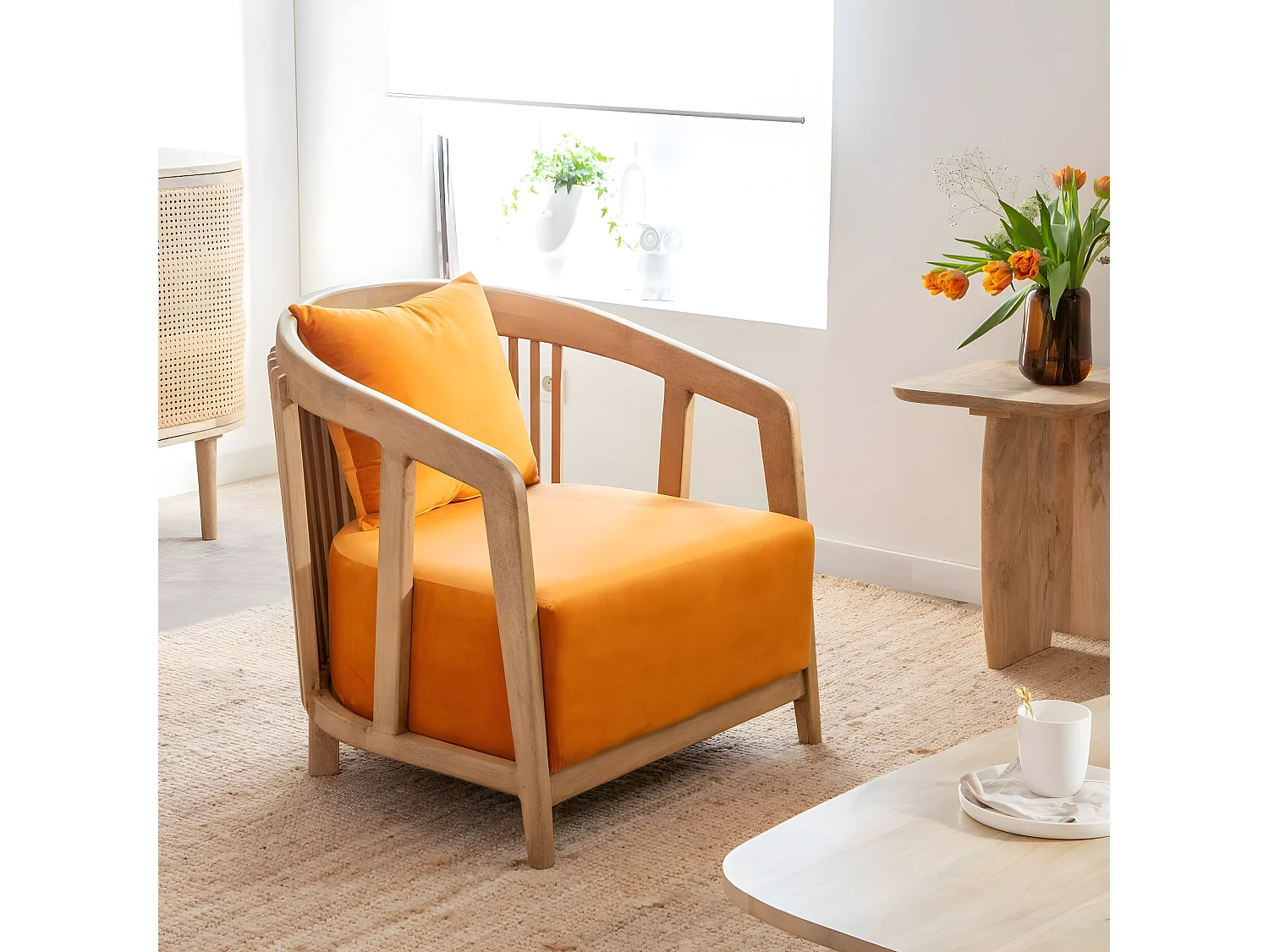 Sillón de madera de mango y terciopelo Terence con almacenamiento