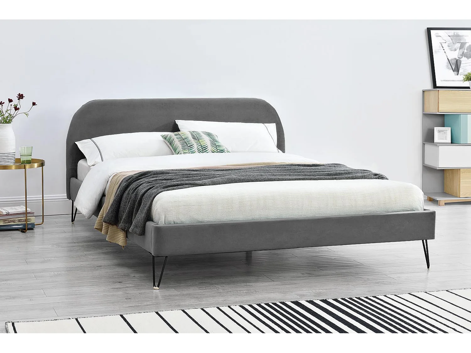 Bed van grijze fluweel & zwarte poten 160x200 cm PHOENIX