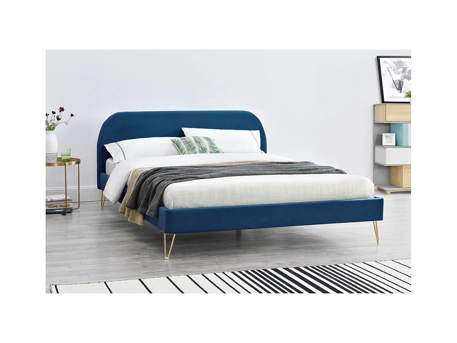 Cama 160x200 Veludo Azul & Pés Latão PHOENIX