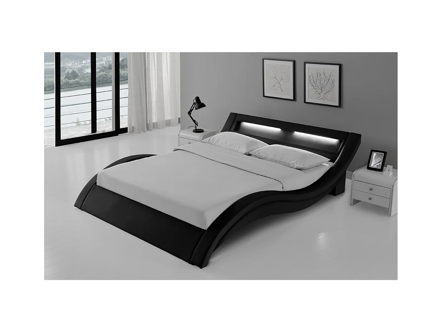 Cadre de lit avec LED 140 x 190 cm en PU noir PADDINGTON