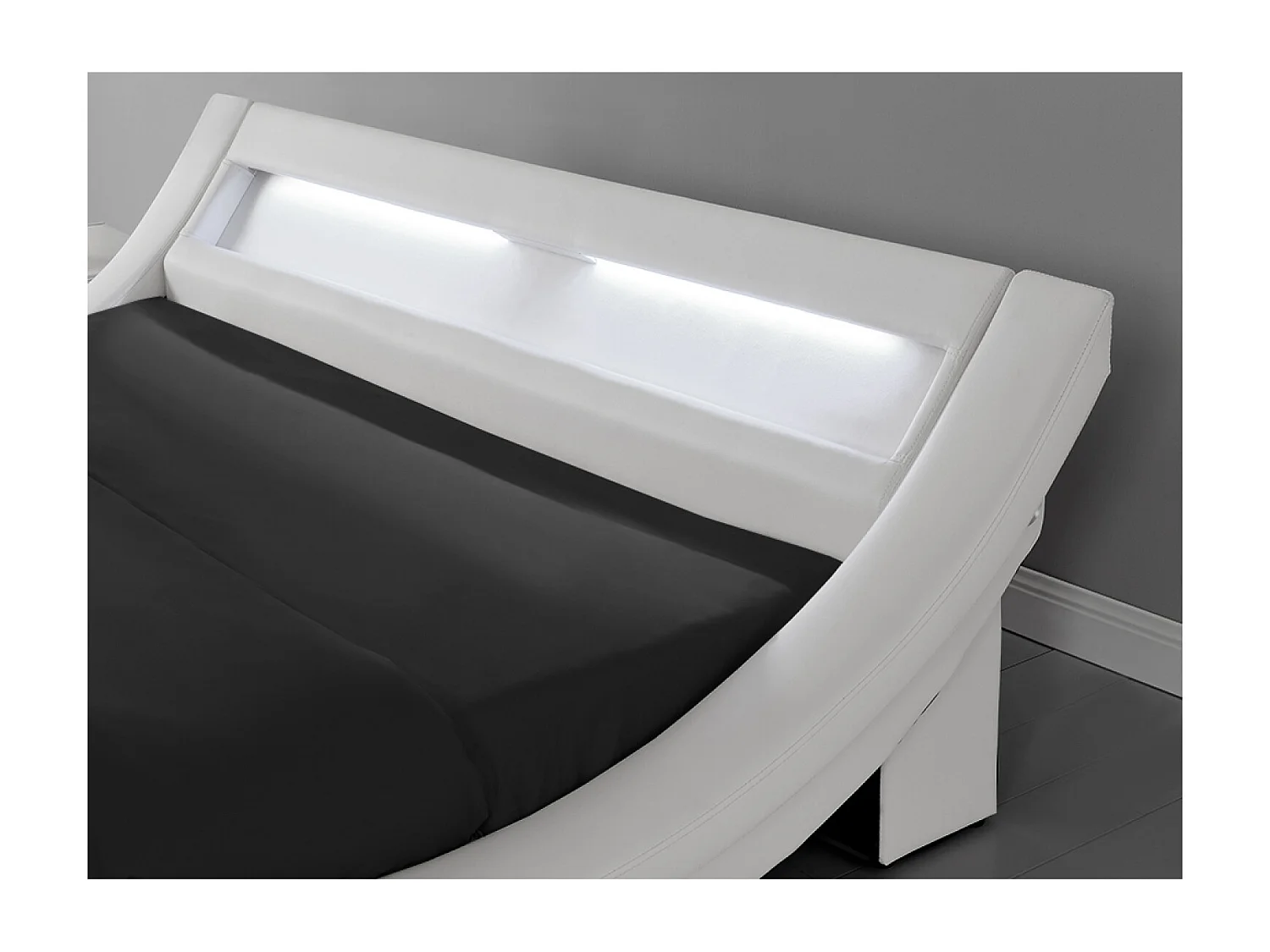 Lit avec led 140 x 190 cm en PU blanc PADDINGTON