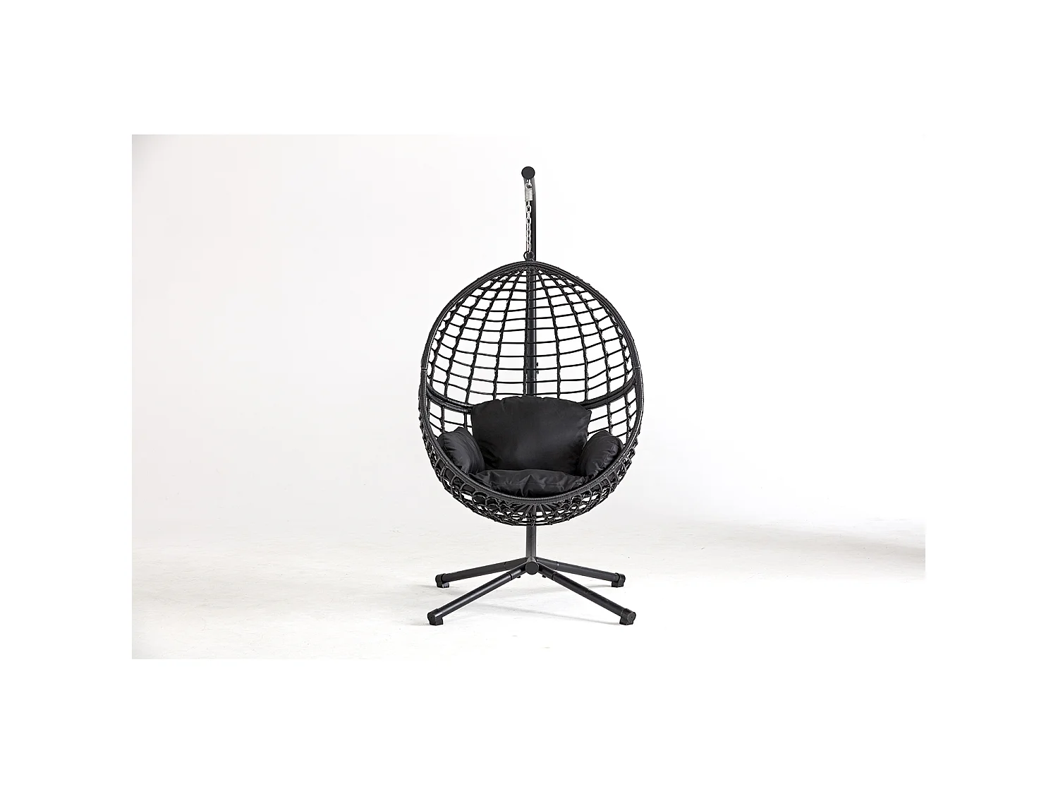 Fauteuil suspendu en résine tressée noir AUROA