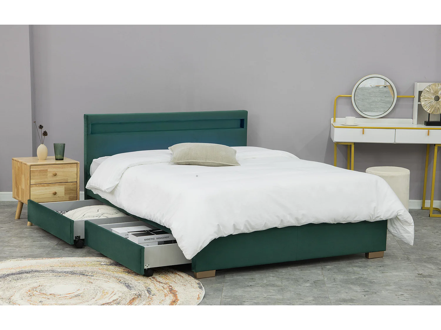 Structure de lit en velours vert avec rangements et LED intégrées 140x190 cm ENFIELD