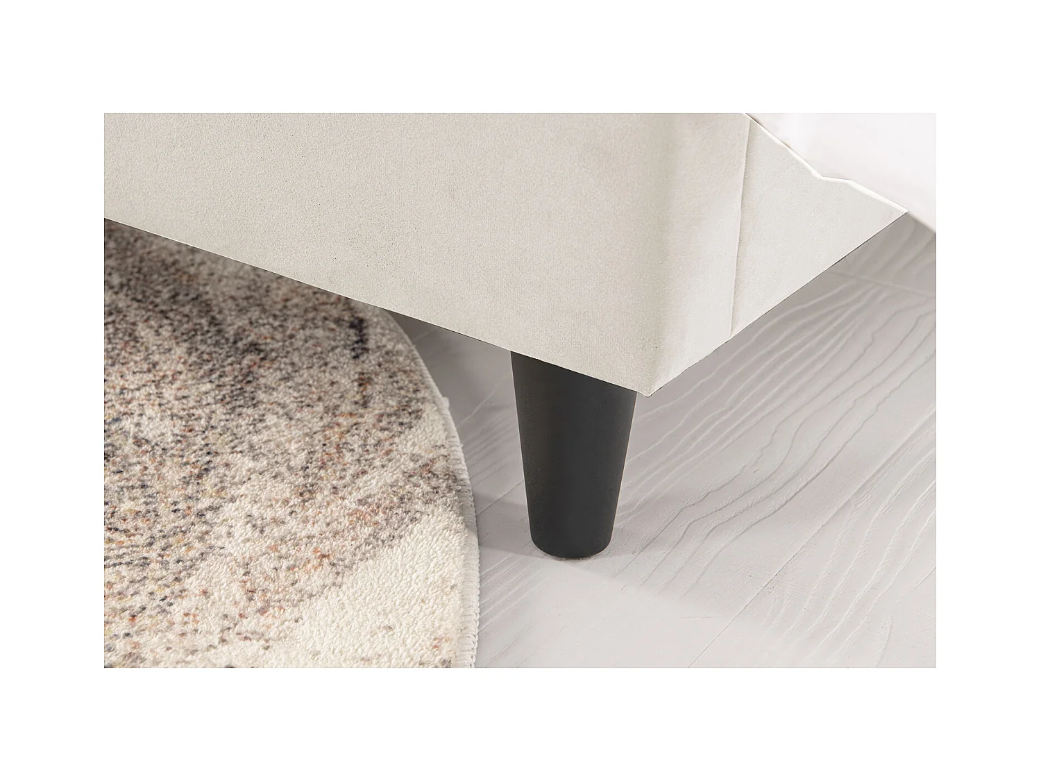 Fluweel Bed Beige 140x190 Cambridge Modern met Gestoffeerd Hoofdbord in Fluweel