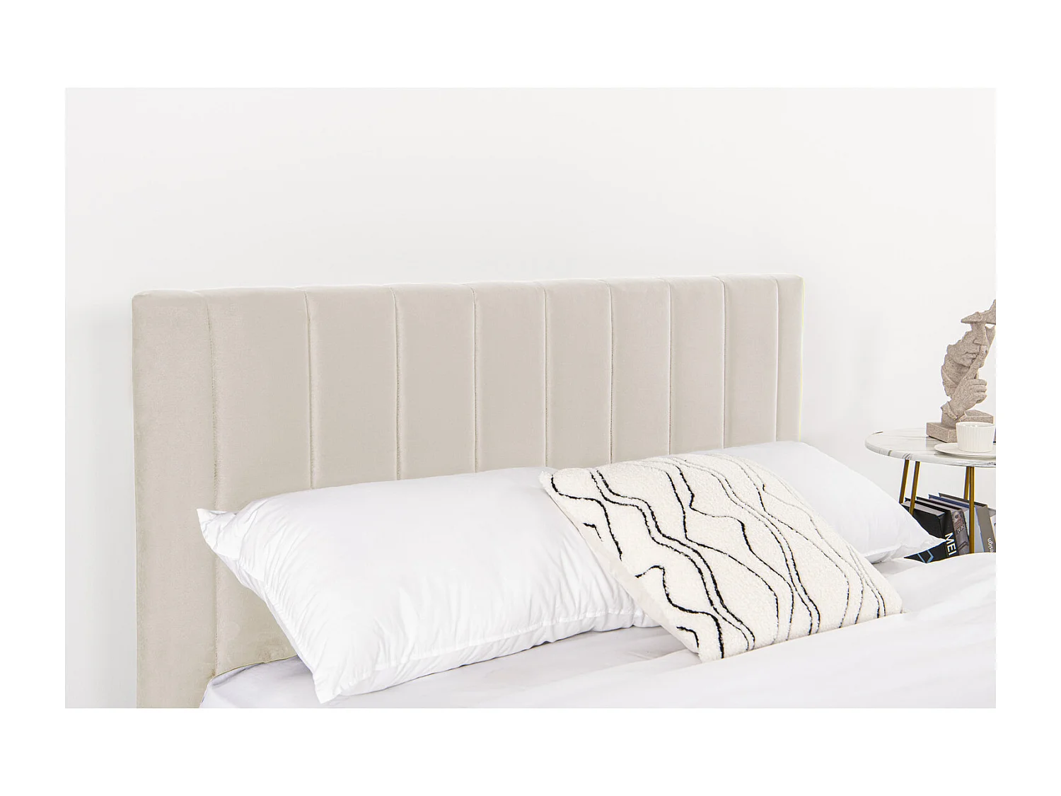 Lit 160x200 cm en velours beige CAMBRIDGE