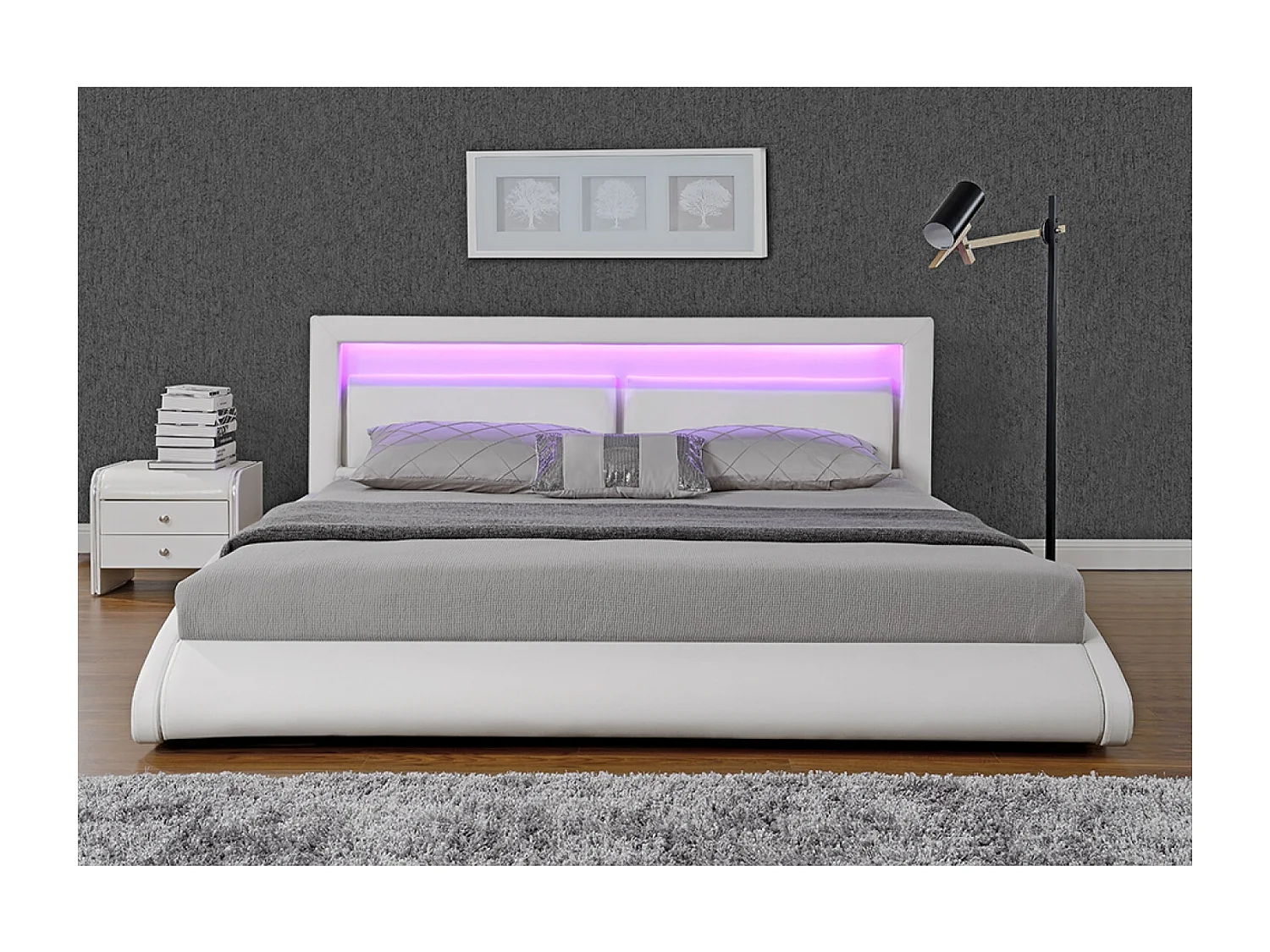 Lit avec led 140 x 190 cm en PU blanc BRIXTON