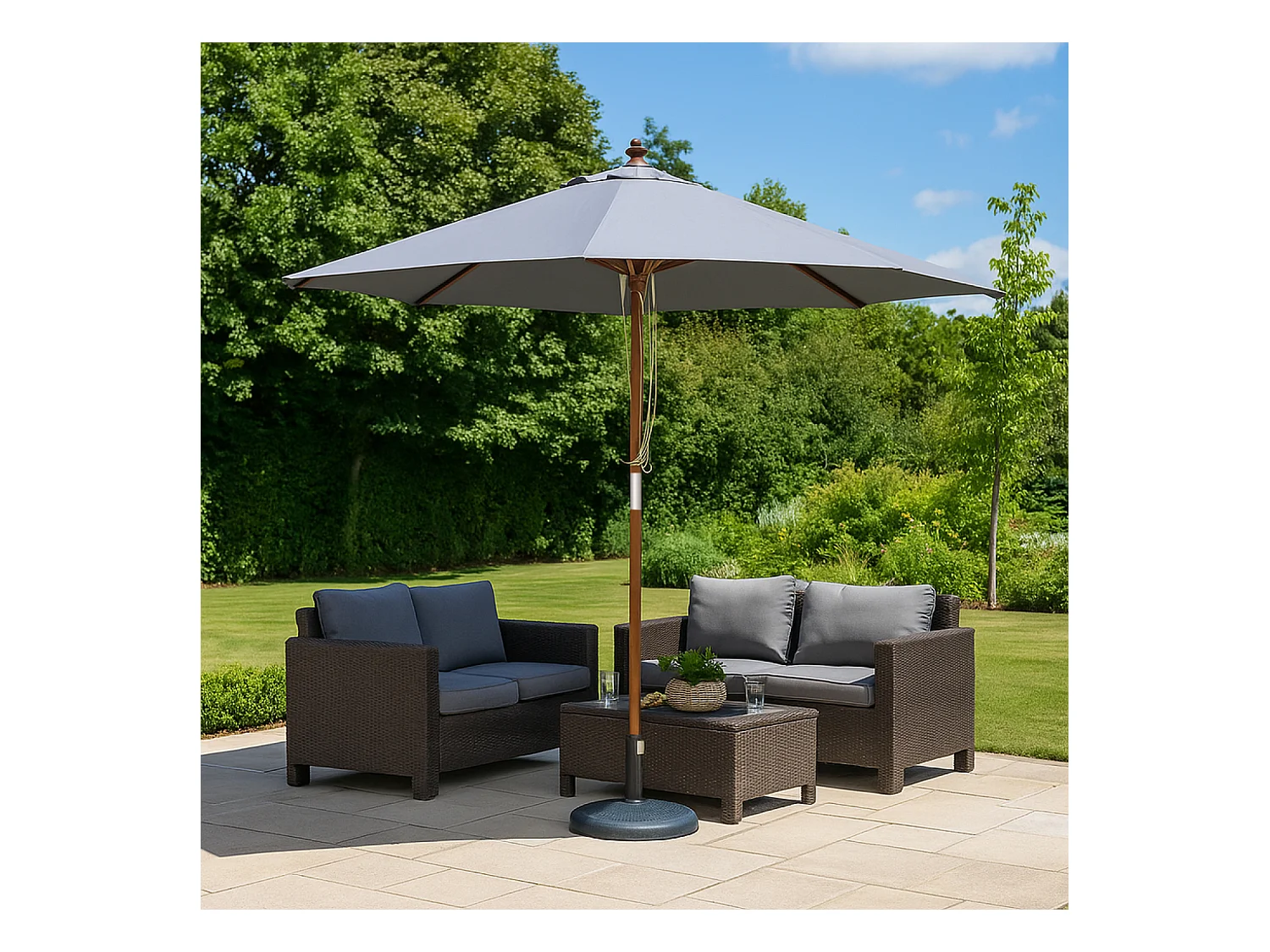 Ronde houten parasol met een diameter van 2,66 m grijze doek NAPOLI