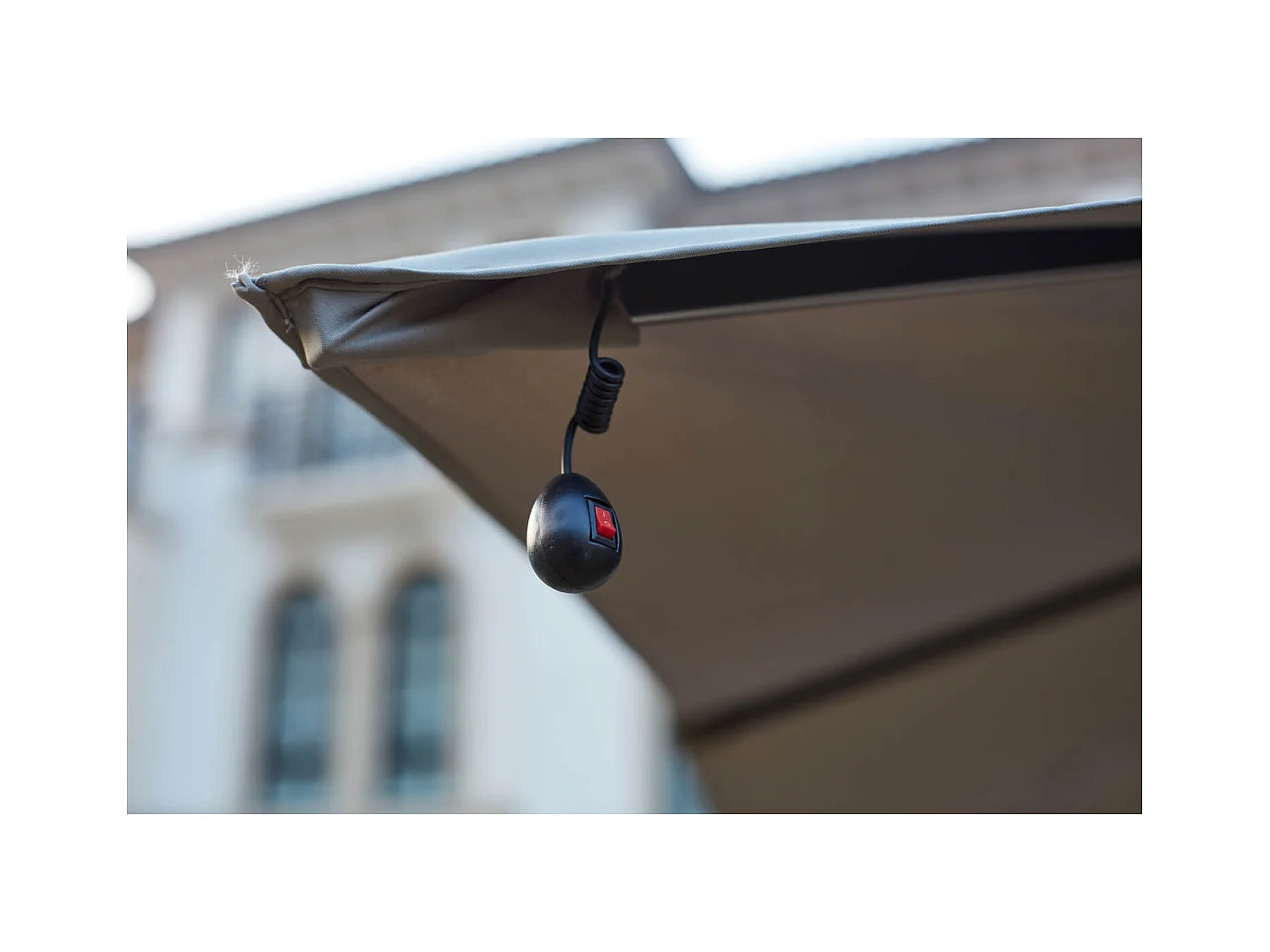 Parasol LED 3 x 4 m gris CALVIA