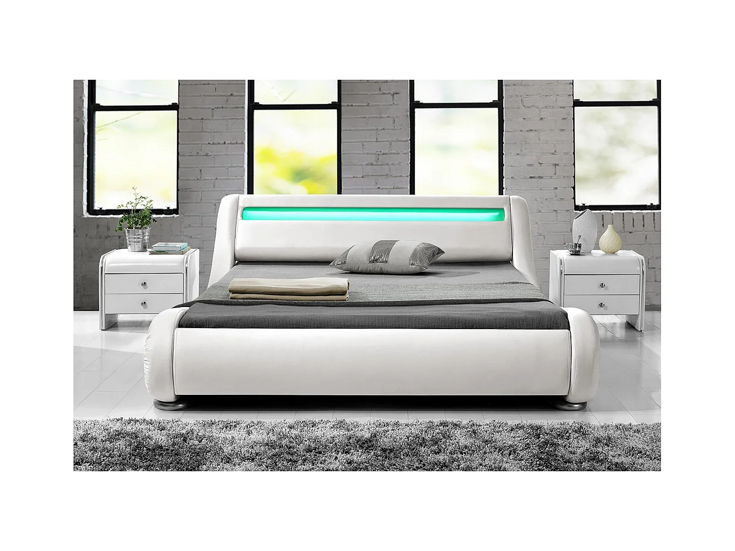 Bettgestell mit LED 160 x 200 cm in weißem PU SEATTLE