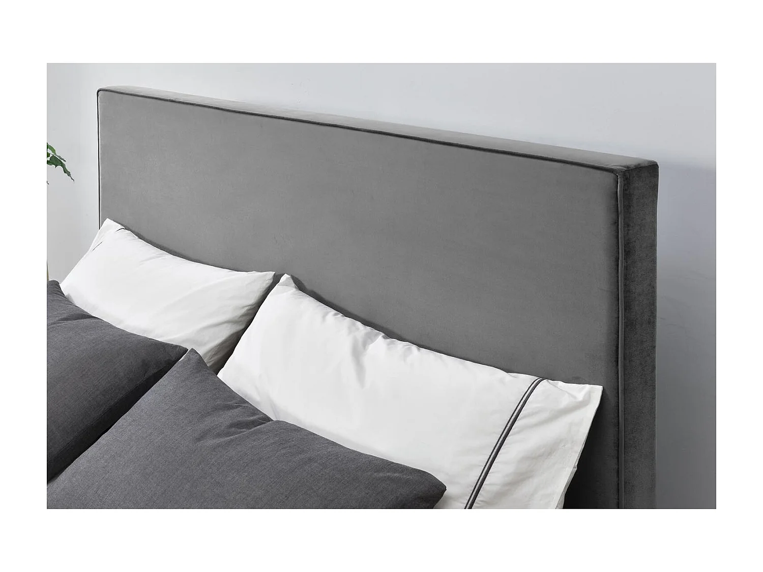 Structure de lit 160 x 200 cm en velours gris et noir RIVERSIDE