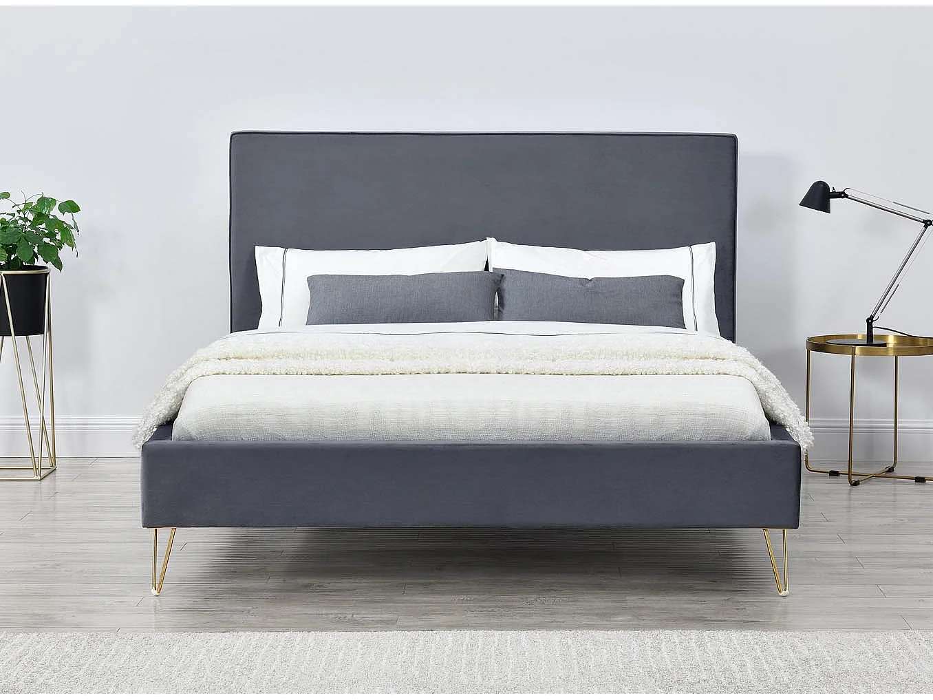 Structure de lit 140 x 190 cm en velours et laiton gris RIVERSIDE