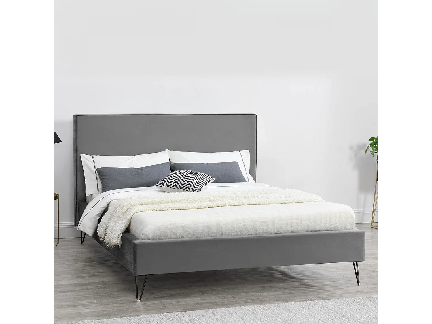 Lit 140 x 190 cm en velours gris et noir RIVERSIDE