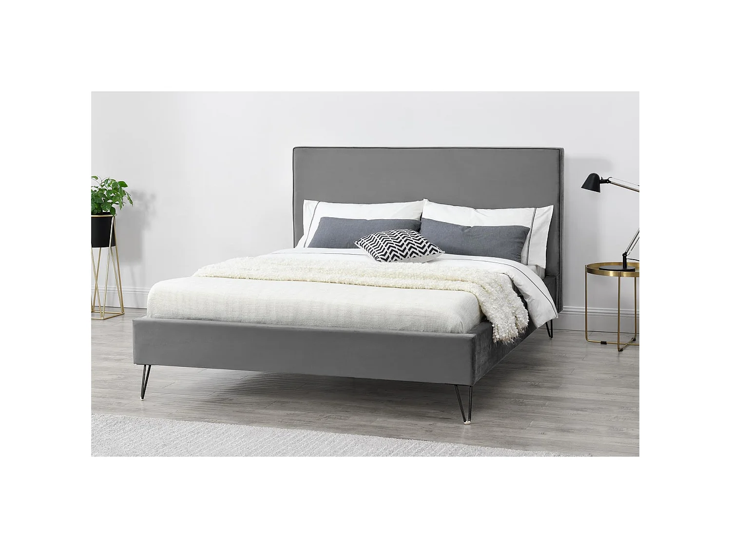 Lit 140 x 190 cm en velours gris et noir RIVERSIDE