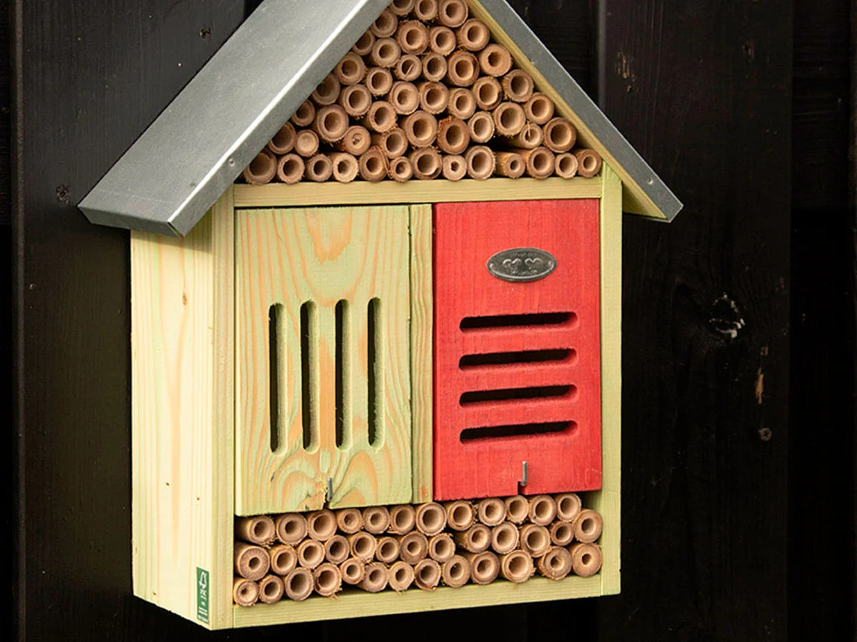 Hôtel à insectes divers XL - Beige/Rouge - H 37,8 cm