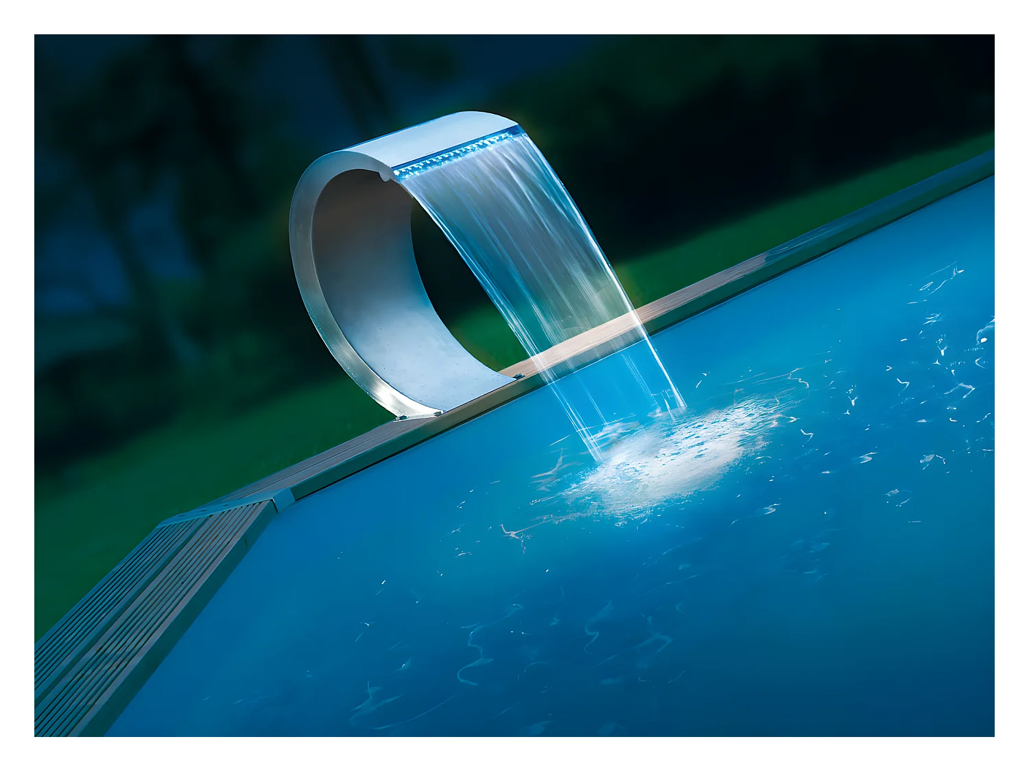 Cascade de piscine Mamba LED en inox - Ubbink