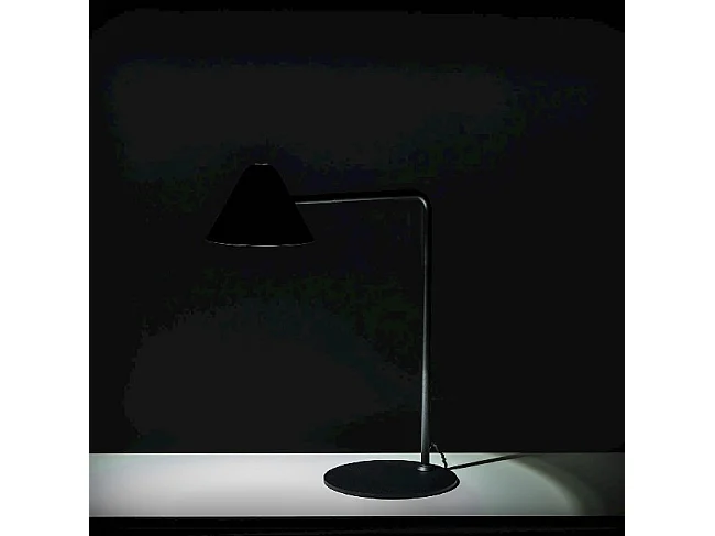 Antares - Czarna metalowa lampa stołowa LED