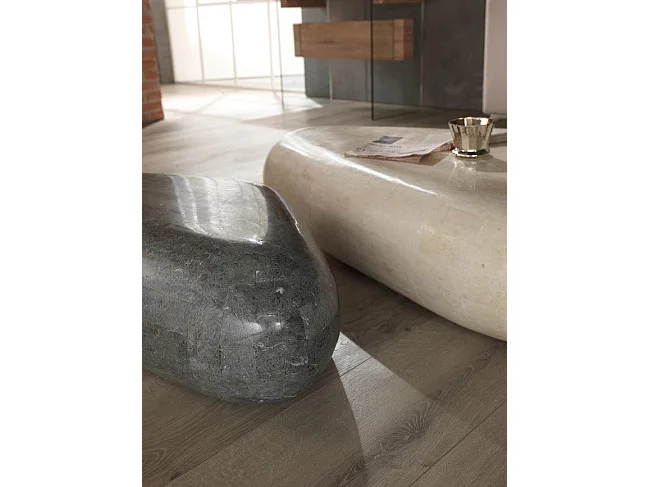 Sasso medium - Couchtisch (52 x 98 x 27h) aus beigem Fossilstein