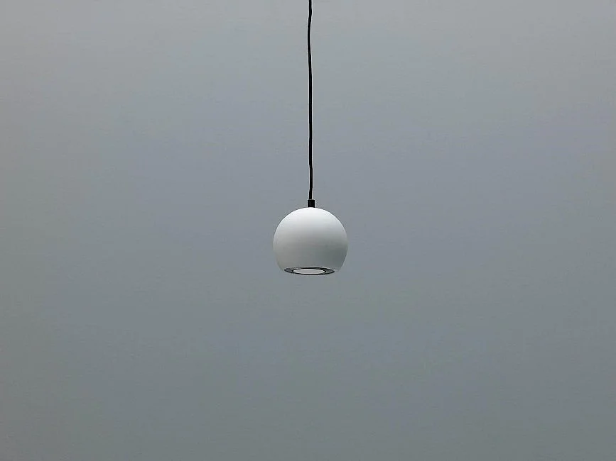 Tenis - Szara metalowa lampa wisząca