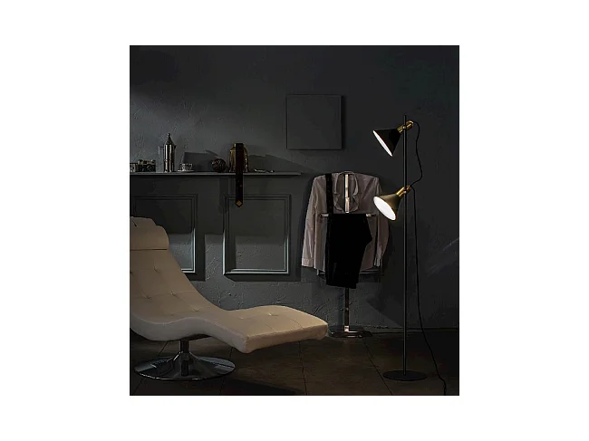 Hadar - Zwart metalen vloerlamp