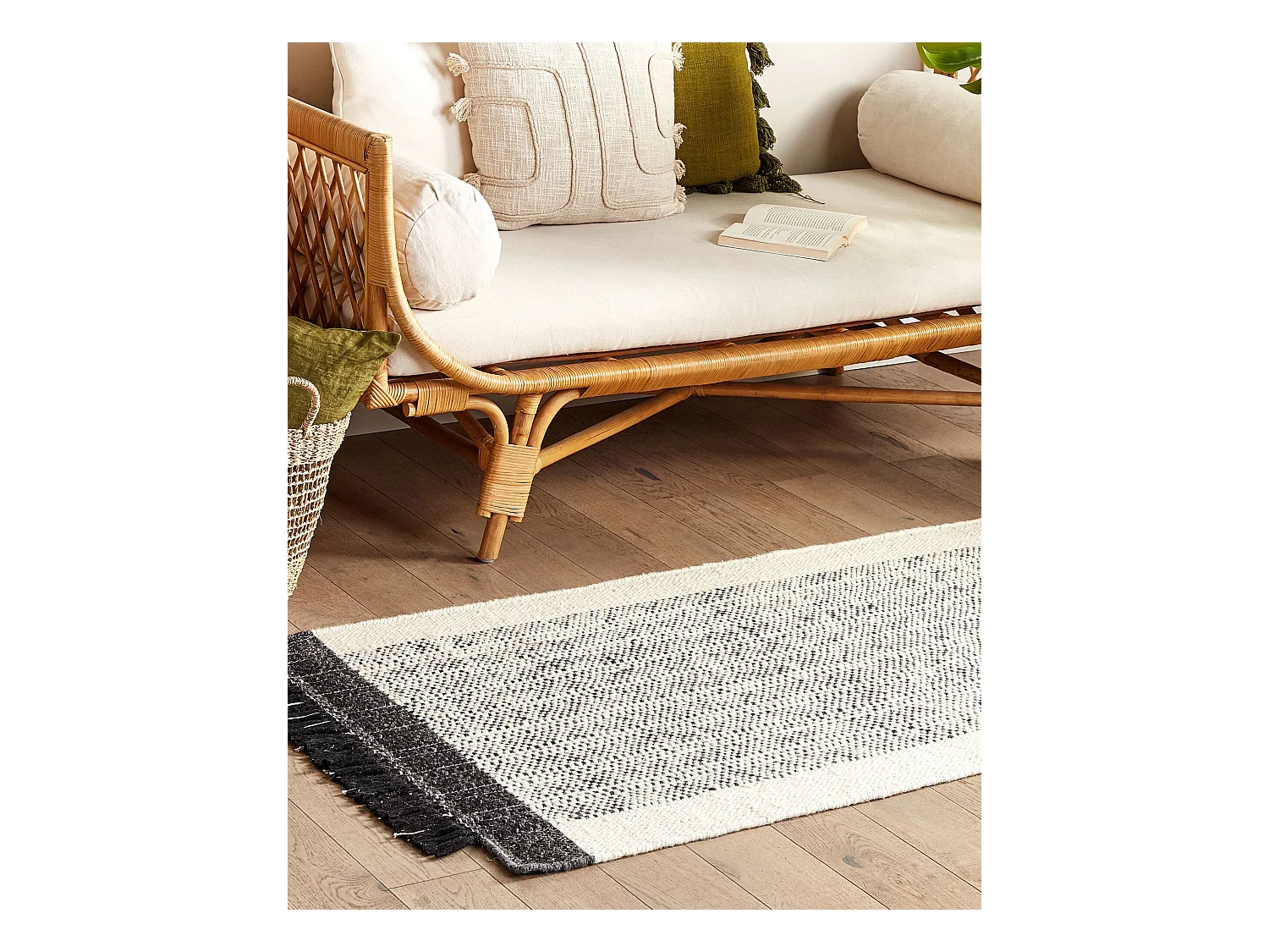 Teppich Wolle / Baumwolle weiß 80 x 150 cm Fransen schwarz handgewebt Ketenli