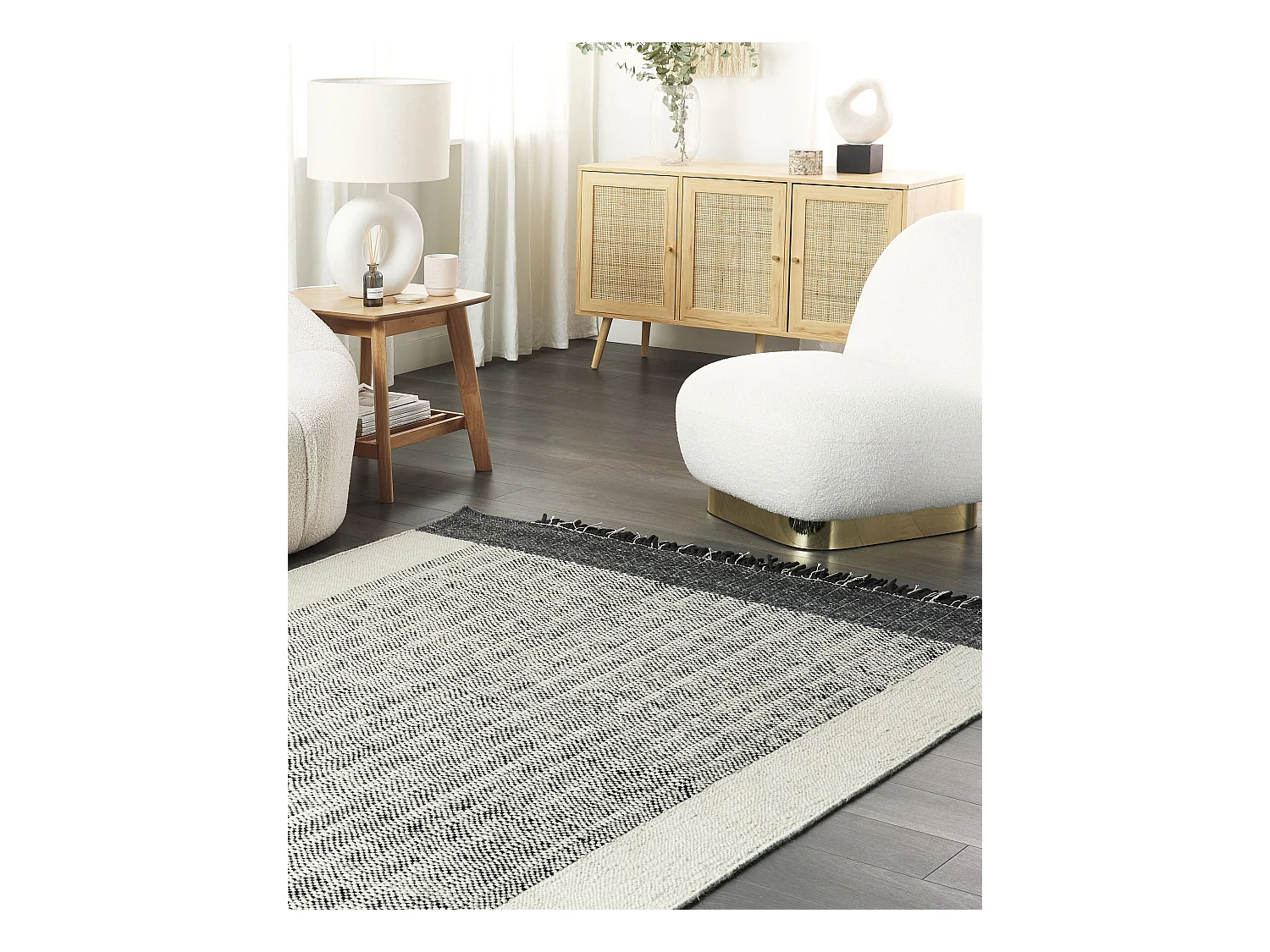 Teppich Wolle / Baumwolle weiß 160 x 230 cm Fransen schwarz handgewebt Ketenli