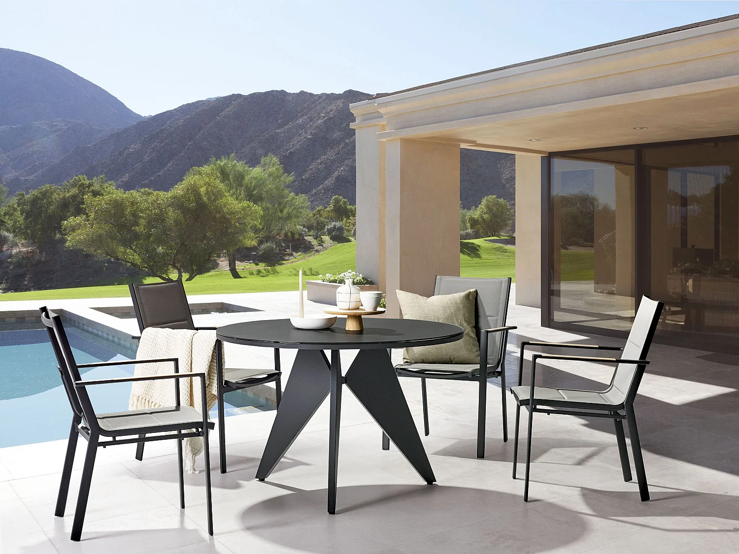 Gartenset Aluminium Tisch ⌀ 110 cm mit 4 Stühlen Stoffbezug grau Olmetto/Busseto