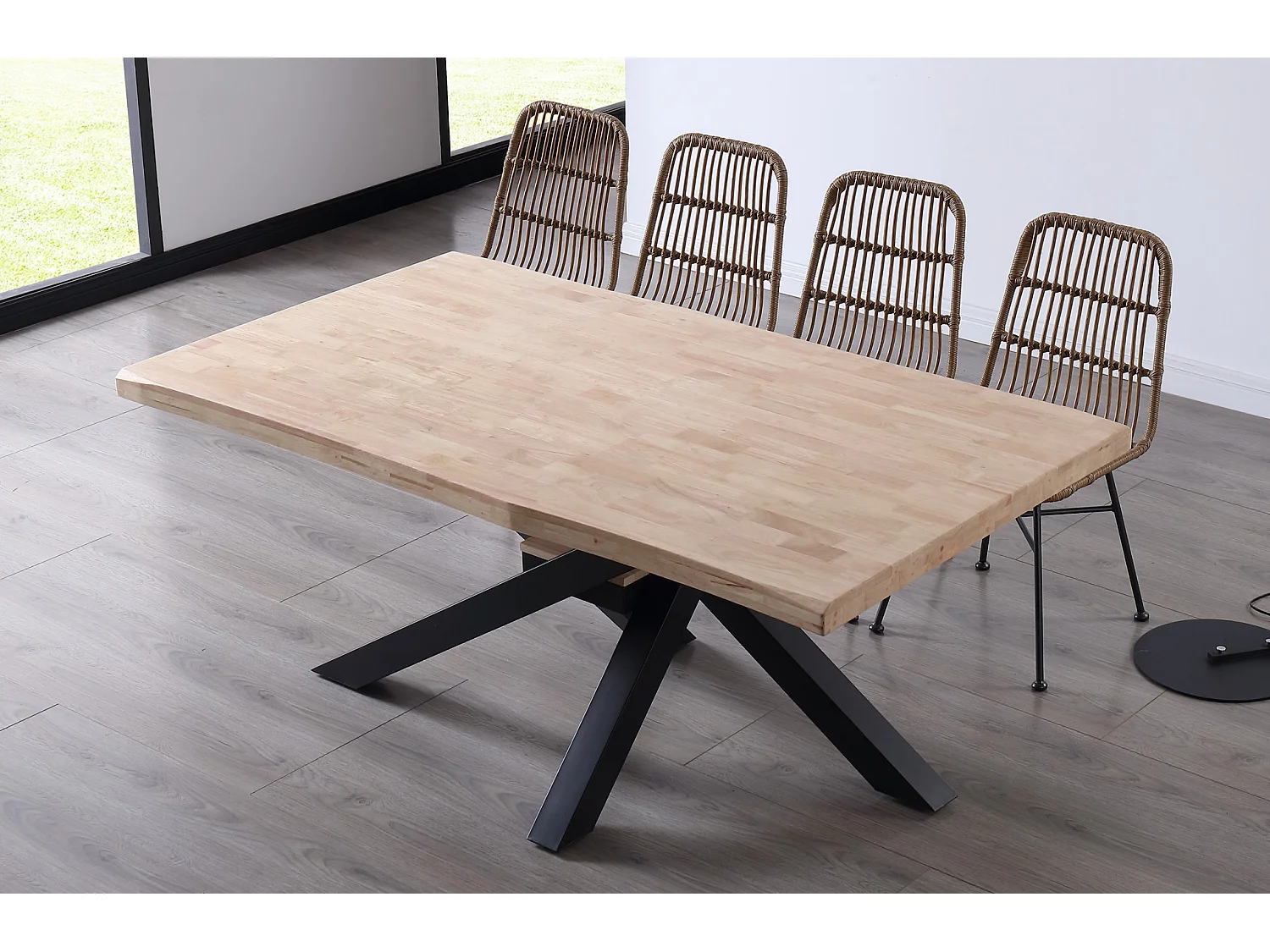 Table à manger rectangulaire en bois de chêne avec pieds en métal noir - Longueur 180 x Profondeur 100 x Hauteur 76 cm