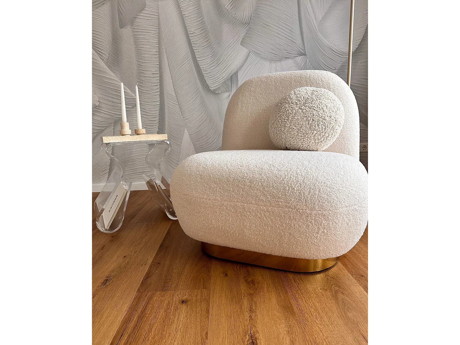 Fauteuil LOVIISA Bouclé Blanc