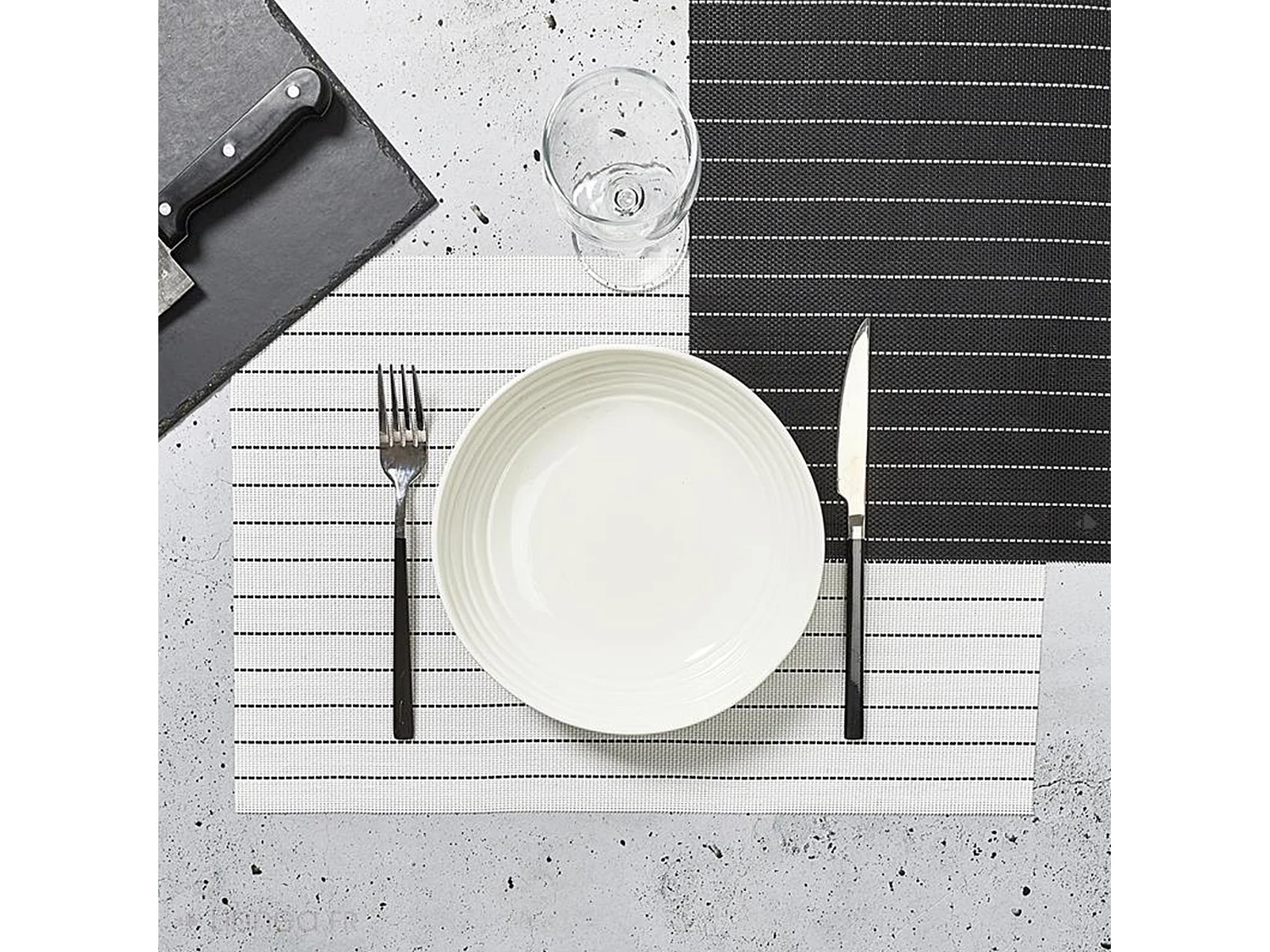 Lot de 2 sets de table 30x45 cm RAYA blanc