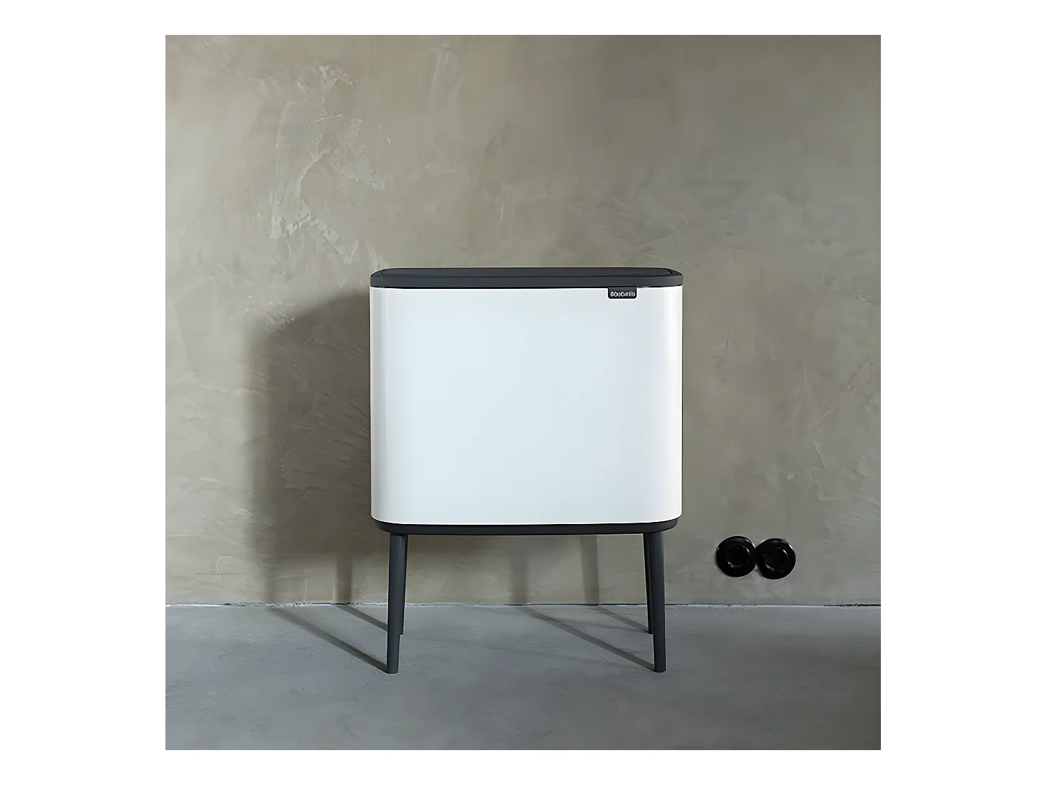 Touch Bin sur pieds 36 l blanc Code R