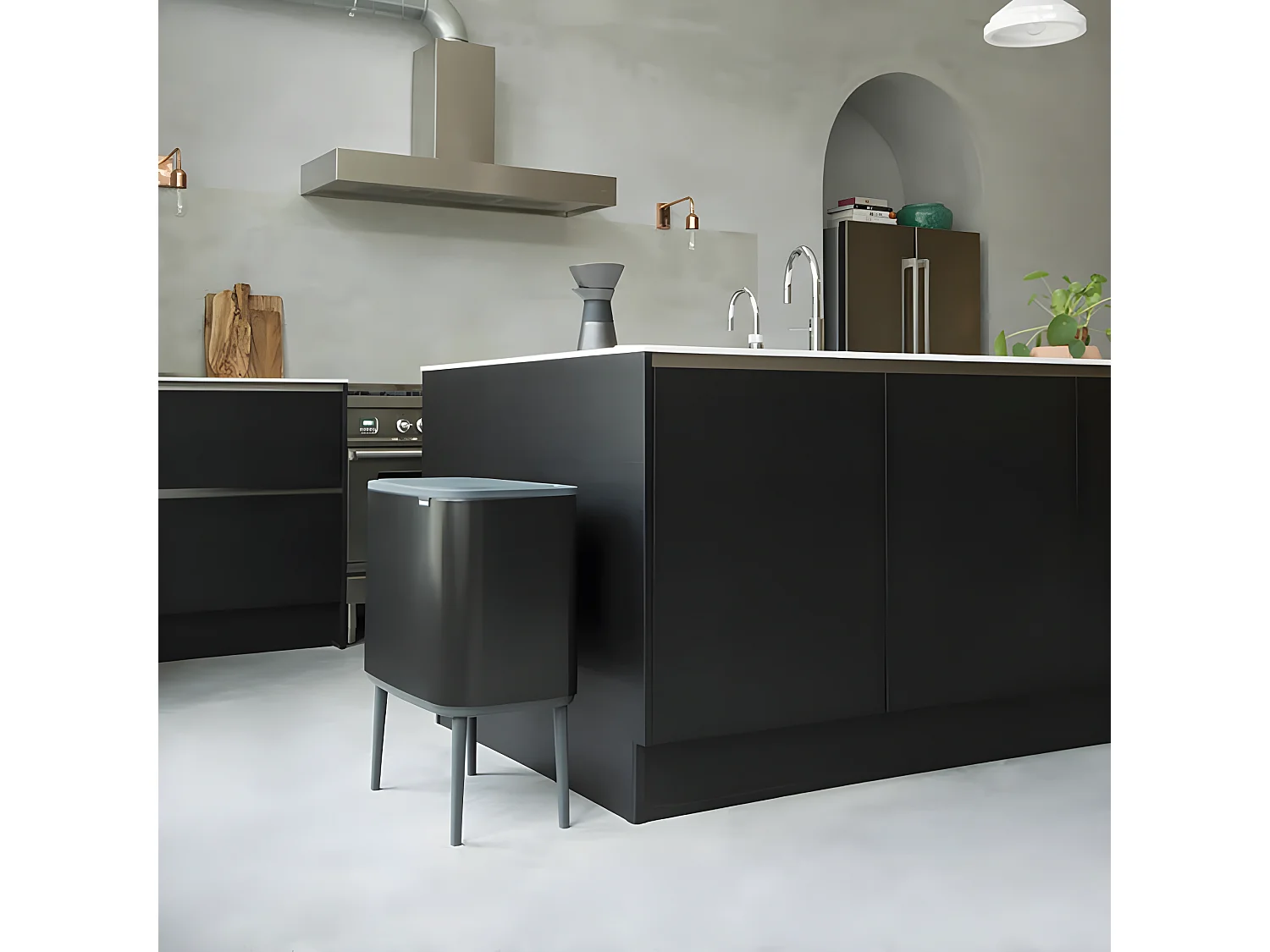 Touch Bin sur pied 36 l noir mat Code R