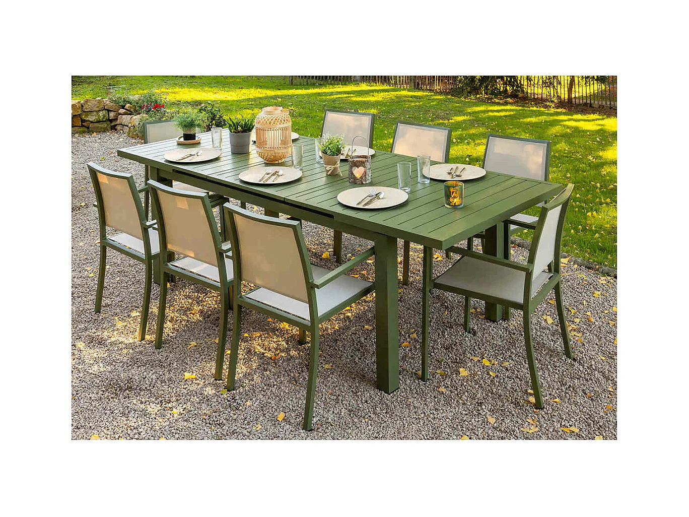 Table rectangulaire extensible Santorin 8/10 personnes en aluminium finition uni kaki - Jardiline