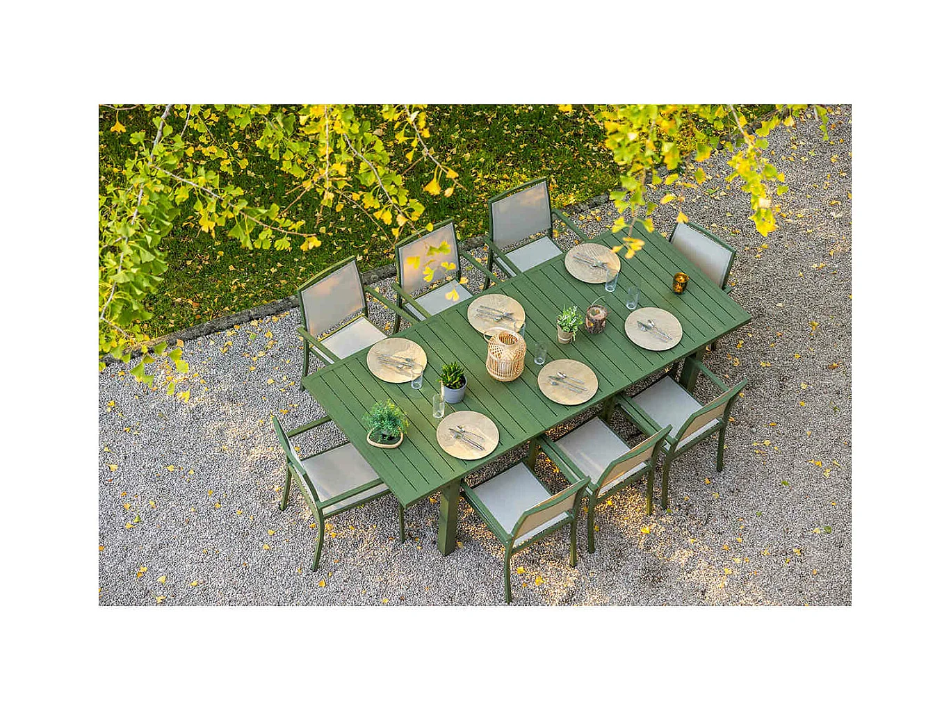 Table rectangulaire extensible Santorin 8/10 personnes en aluminium finition uni kaki - Jardiline