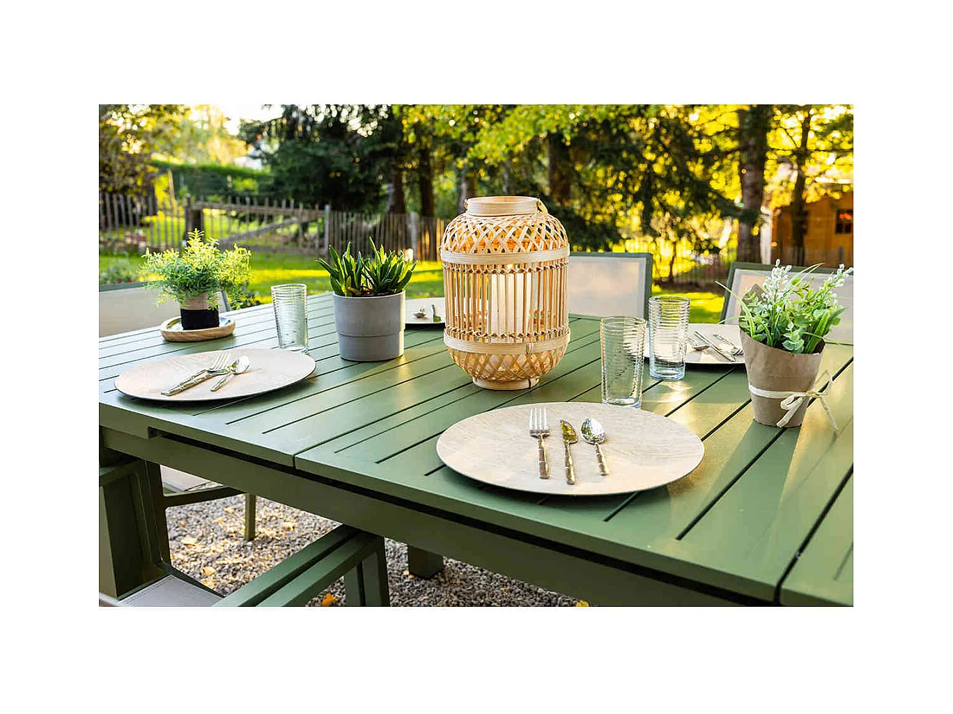 Table rectangulaire extensible Santorin 8/10 personnes en aluminium finition uni kaki - Jardiline