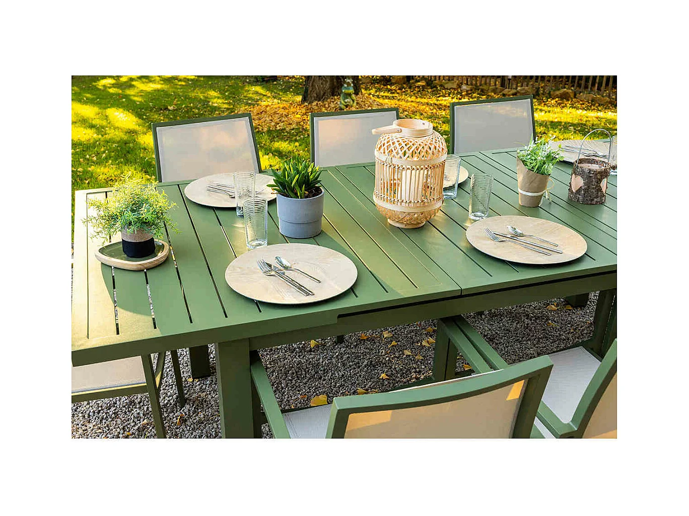 Table rectangulaire extensible Santorin 8/10 personnes en aluminium finition uni kaki - Jardiline