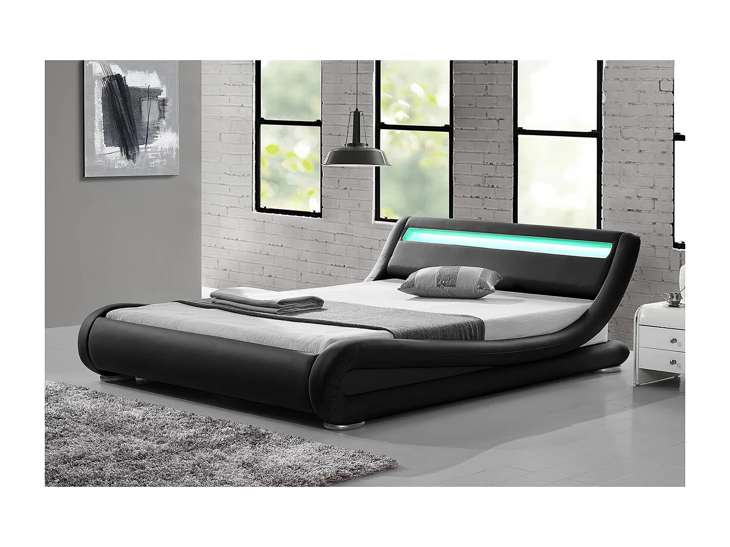 Structure de lit avec LED 140 x 190 cm en PU noir SEATTLE