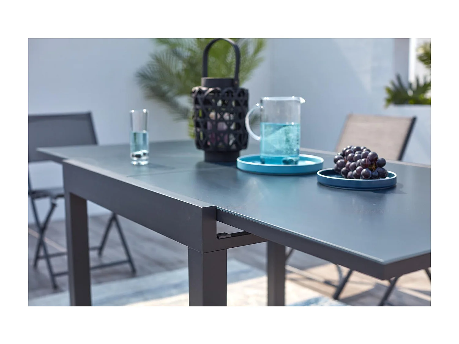 Salon de jardin 8 places en aluminium gris foncé CUALICA