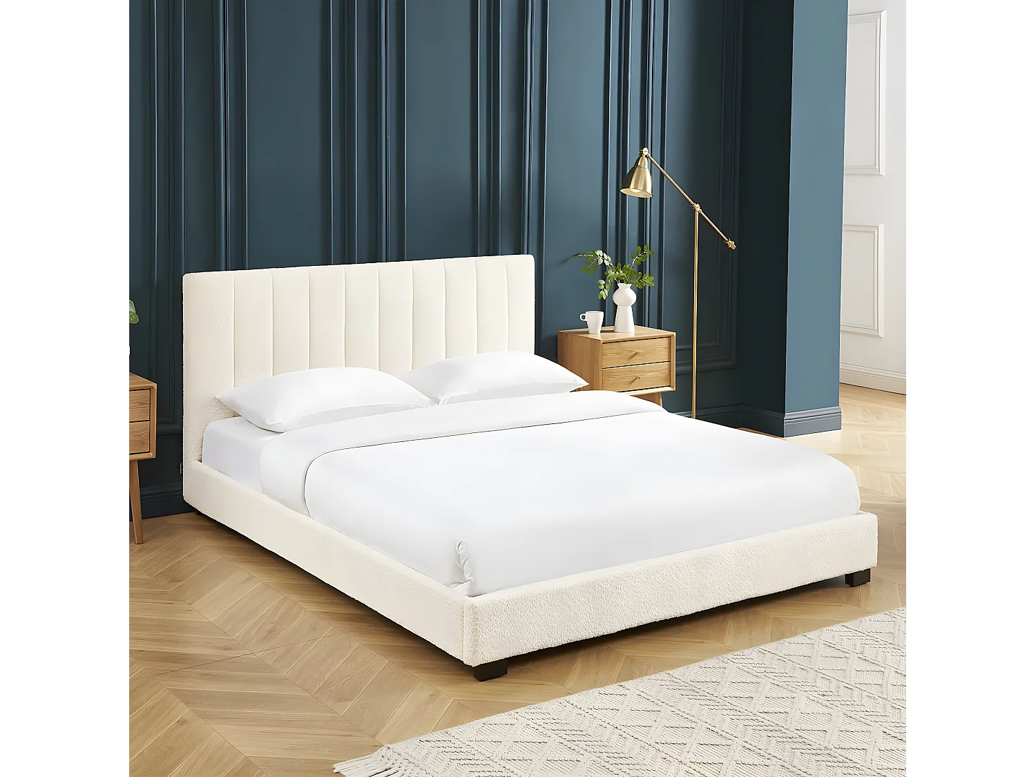 Lit adulte avec tête de lit capitonnée en tissu bouclé écru 160x200 - William