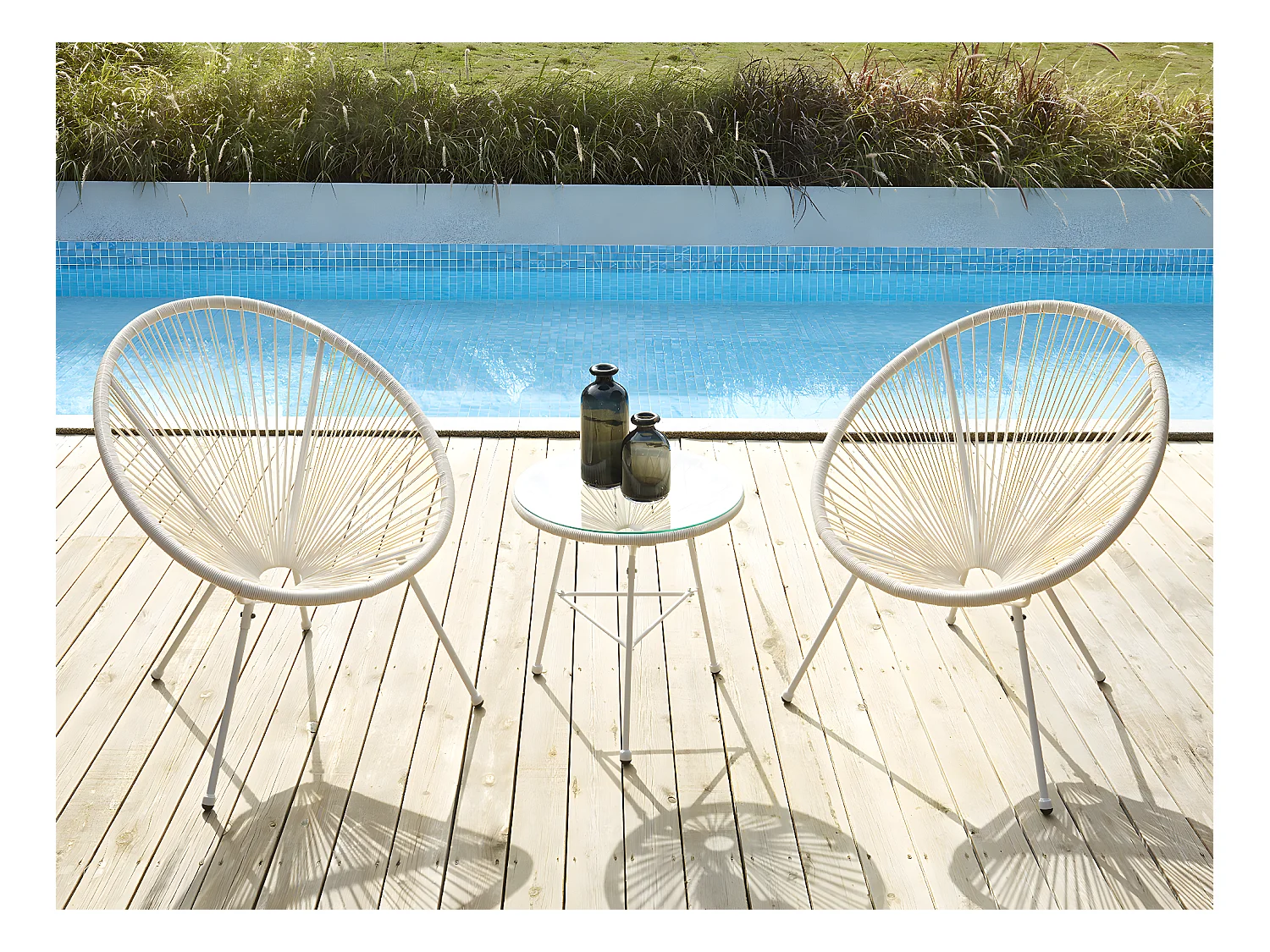 Tuinmeubelen van witte geweven harsdraden: 2 fauteuils en een tafel - ALIOS II