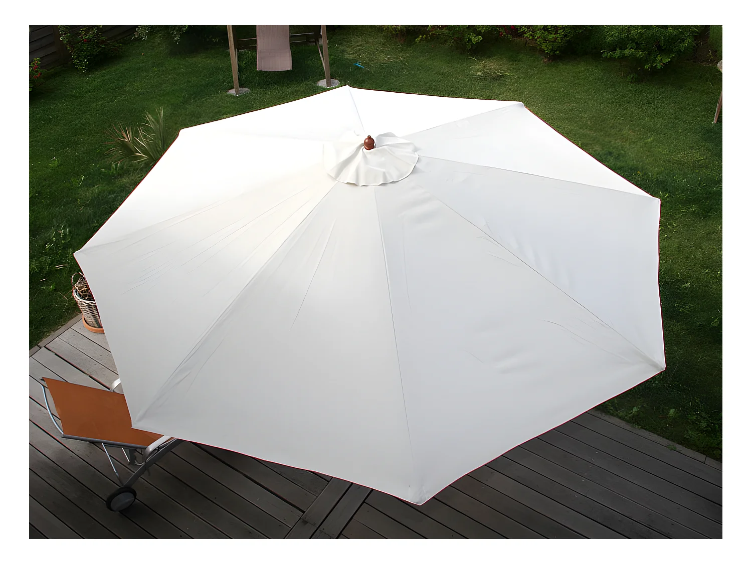 Parasol en bois de bois marron 04_0003807