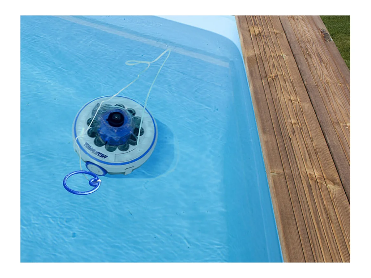 Robot de piscine sur batterie - Wetrunner