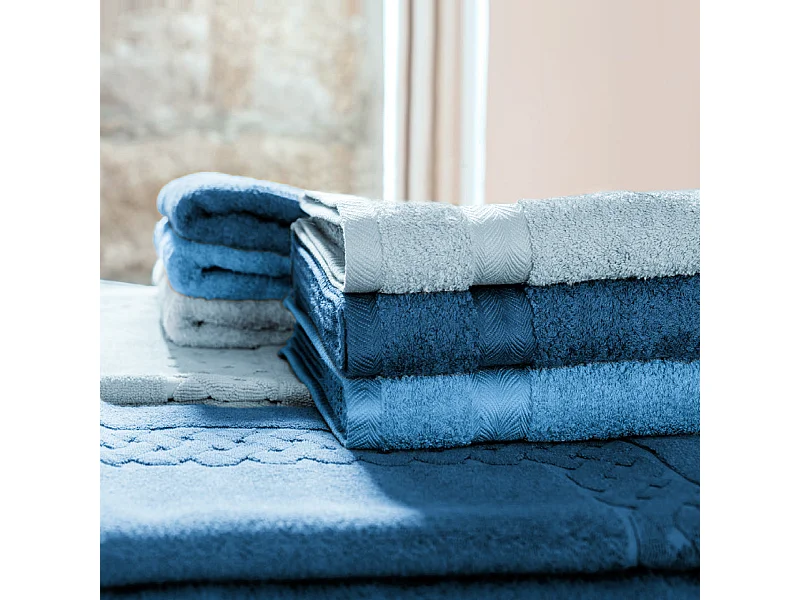 Serviette de toilette 50x100 cm ROYAL CRESENT Bleu Céleste 650 g/m2