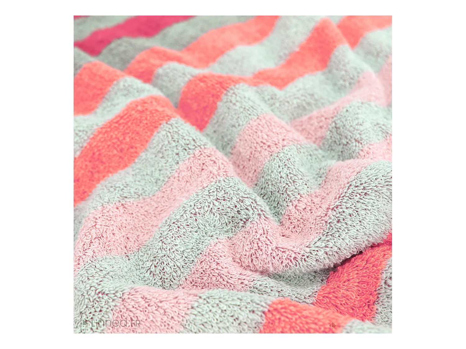Serviette de toilette 50x100 cm PURE STRIPES rose bonbon