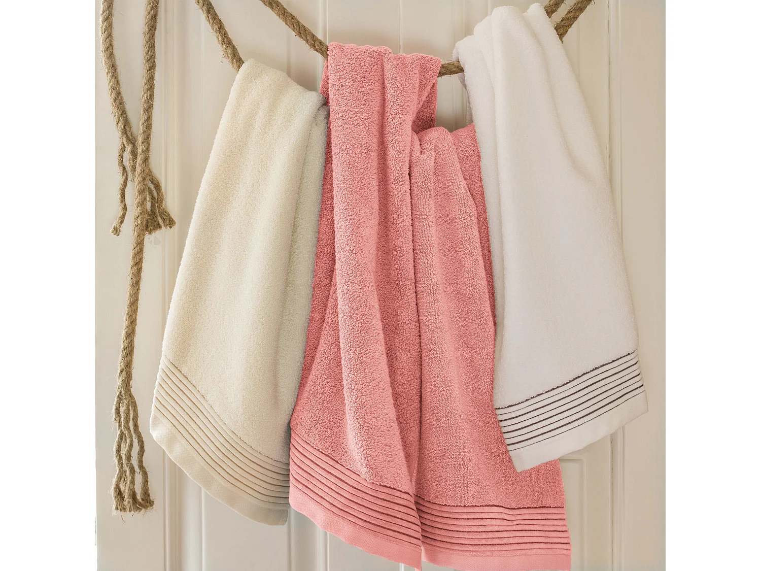 Drap de douche 70x140 cm JULIET Rose bonbon 520 g/m2
